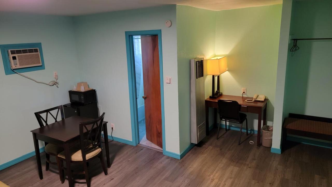 Trade Winds Motel ชิลเดรส ภายนอก รูปภาพ